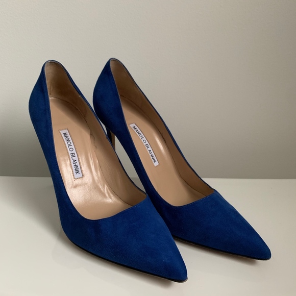 Manolo Blahnik Shoes - Manolo Blahnik Blue Suede Pumps